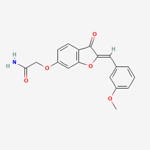 molecular formula C18H15NO5 B2825098 (Z)-2-((2-(3-甲氧基苄亚甲基)-3-氧代-2,3-二氢苯并呋喃-6-基)氧基)乙酰胺 CAS No. 858769-44-5