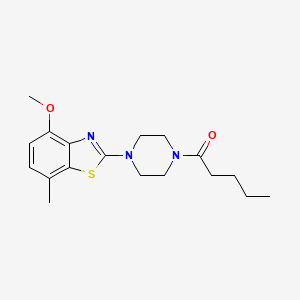 molecular formula C18H25N3O2S B2825349 4-Methoxy-7-methyl-2-(4-pentanoylpiperazin-1-yl)-1,3-benzothiazole CAS No. 897487-74-0