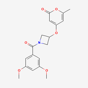molecular formula C18H19NO6 B2825663 4-((1-(3,5-二甲氧基苯甲酰)氮杂丁烷-3-基)氧基)-6-甲基-2H-吡喃-2-酮 CAS No. 2200186-61-2