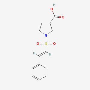 molecular formula C13H15NO4S B2825899 1-[(E)-2-phenylethenyl]sulfonylpyrrolidine-3-carboxylic acid CAS No. 1840656-07-6