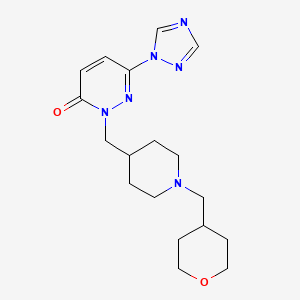 molecular formula C18H26N6O2 B2825939 2-({1-[(oxan-4-yl)methyl]piperidin-4-yl}methyl)-6-(1H-1,2,4-triazol-1-yl)-2,3-dihydropyridazin-3-one CAS No. 2201706-99-0