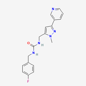 molecular formula C18H18FN5O B2826110 1-(4-fluorobenzyl)-3-((1-methyl-3-(pyridin-3-yl)-1H-pyrazol-5-yl)methyl)urea CAS No. 2034551-78-3