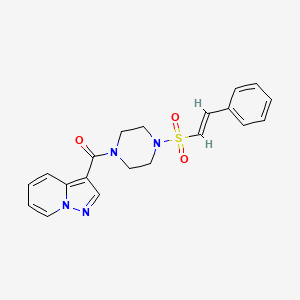 (E)-pyrazolo[1,5-a]pyridin-3-yl(4-(styrylsulfonyl)piperazin-1-yl)methanone