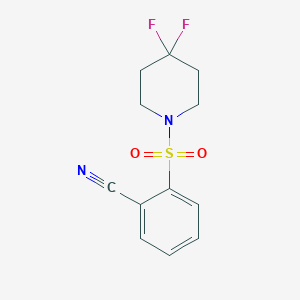 molecular formula C12H12F2N2O2S B2826207 2-(4,4-Difluoropiperidin-1-yl)sulfonylbenzonitrile CAS No. 2327385-04-4