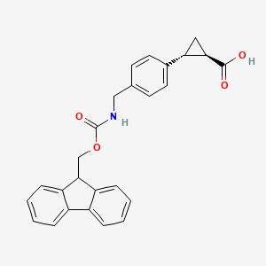 molecular formula C26H23NO4 B2828937 (1R,2R)-2-[4-[(9H-Fluoren-9-ylmethoxycarbonylamino)methyl]phenyl]cyclopropane-1-carboxylic acid CAS No. 2230803-36-6