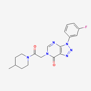 molecular formula C18H19FN6O2 B2829770 3-(3-Fluorophenyl)-6-[2-(4-methylpiperidin-1-yl)-2-oxoethyl]triazolo[4,5-d]pyrimidin-7-one CAS No. 893932-82-6