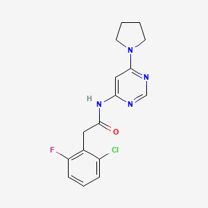 molecular formula C16H16ClFN4O B2829896 2-(2-氯-6-氟苯基)-N-(6-(吡咯烷-1-基)嘧啶-4-基)乙酰胺 CAS No. 1421533-16-5