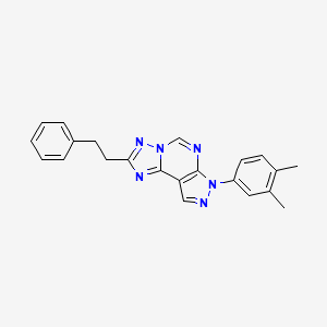 molecular formula C22H20N6 B2829954 7-(3,4-dimethylphenyl)-2-phenethyl-7H-pyrazolo[4,3-e][1,2,4]triazolo[1,5-c]pyrimidine CAS No. 896071-01-5