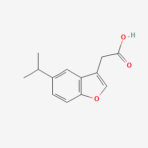 molecular formula C13H14O3 B2829983 (5-Isopropyl-1-benzofuran-3-yl)acetic acid CAS No. 890587-56-1