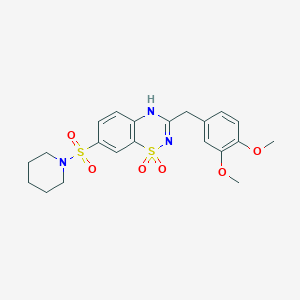 molecular formula C21H25N3O6S2 B2830011 3-(3,4-dimethoxybenzyl)-7-(piperidin-1-ylsulfonyl)-2H-1,2,4-benzothiadiazine 1,1-dioxide CAS No. 941934-29-8