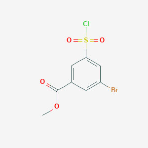 molecular formula C8H6BrClO4S B2830289 甲基-3-溴-5-(氯磺酰基)苯甲酸酯 CAS No. 668261-21-0