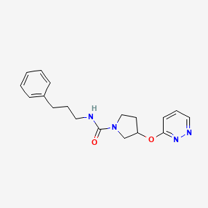 molecular formula C18H22N4O2 B2830406 N-(3-phenylpropyl)-3-(pyridazin-3-yloxy)pyrrolidine-1-carboxamide CAS No. 2034210-06-3