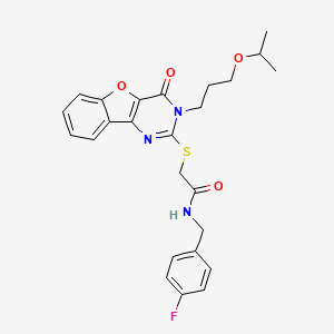 molecular formula C25H26FN3O4S B2830497 N-(4-fluorobenzyl)-2-({4-oxo-3-[3-(propan-2-yloxy)propyl]-3,4-dihydro[1]benzofuro[3,2-d]pyrimidin-2-yl}sulfanyl)acetamide CAS No. 899742-14-4