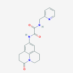 molecular formula C20H20N4O3 B2831440 N1-(3-oxo-1,2,3,5,6,7-hexahydropyrido[3,2,1-ij]quinolin-9-yl)-N2-(pyridin-2-ylmethyl)oxalamide CAS No. 898422-99-6