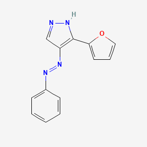 molecular formula C13H10N4O B2831503 3-(2-furyl)-4H-pyrazol-4-one N-phenylhydrazone CAS No. 338414-22-5