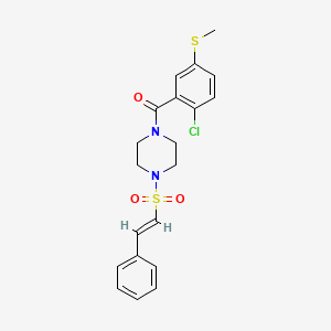 molecular formula C20H21ClN2O3S2 B2831733 (2-氯-5-甲基硫基苯基)-[4-[(E)-2-苯乙烯基]磺酰基哌嗪-1-基]甲酮 CAS No. 1181472-87-6