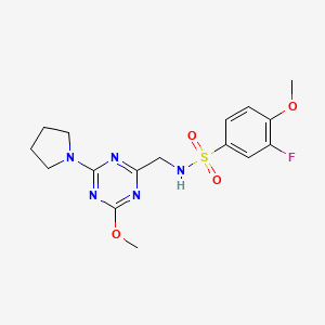 molecular formula C16H20FN5O4S B2831906 3-氟-4-甲氧基-N-((4-甲氧基-6-(吡咯啉-1-基)-1,3,5-三嗪-2-基)甲基)苯磺酰胺 CAS No. 2034469-45-7