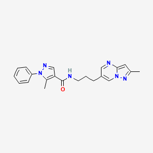 molecular formula C21H22N6O B2832128 5-methyl-N-(3-(2-methylpyrazolo[1,5-a]pyrimidin-6-yl)propyl)-1-phenyl-1H-pyrazole-4-carboxamide CAS No. 1797321-33-5
