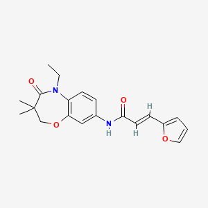 molecular formula C20H22N2O4 B2832279 (E)-N-(5-乙基-3,3-二甲基-4-氧代-2,3,4,5-四氢苯并[b][1,4]噁二氮杂环庚-8-基)-3-(呋喃-2-基)丙烯酰胺 CAS No. 1331521-60-8