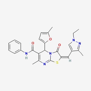 molecular formula C26H25N5O3S B2832629 (2E)-2-[(1-乙基-3-甲基嘧唑-4-基)甲亚甲基]-7-甲基-5-(5-甲基呋喃-2-基)-3-酮-N-苯基-5H-[1,3]噻唑并[3,2-a]嘧啶-6-甲酸酰胺 CAS No. 494219-49-7