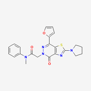 molecular formula C22H21N5O3S B2832871 2-(7-(furan-2-yl)-4-oxo-2-(pyrrolidin-1-yl)thiazolo[4,5-d]pyridazin-5(4H)-yl)-N-methyl-N-phenylacetamide CAS No. 1105240-71-8