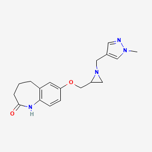 molecular formula C18H22N4O2 B2832965 7-[[1-[(1-Methylpyrazol-4-yl)methyl]aziridin-2-yl]methoxy]-1,3,4,5-tetrahydro-1-benzazepin-2-one CAS No. 2418716-05-7
