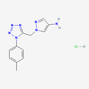 molecular formula C12H14ClN7 B2833071 1-{[1-(4-methylphenyl)-1H-1,2,3,4-tetrazol-5-yl]methyl}-1H-pyrazol-4-amine hydrochloride CAS No. 2105794-69-0
