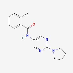 molecular formula C16H18N4O B2833628 2-甲基-N~1~-[2-(1-吡咯烷基)-5-嘧啶基]苯甲酰胺 CAS No. 1340689-21-5