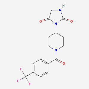 molecular formula C16H16F3N3O3 B2834255 3-(1-(4-(三氟甲基)苯甲酰)哌啶-4-基)咪唑烷-2,4-二酮 CAS No. 2034243-90-6