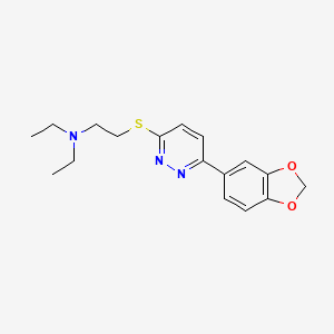 B2834832 2-[6-(1,3-benzodioxol-5-yl)pyridazin-3-yl]sulfanyl-N,N-diethylethanamine CAS No. 941973-66-6