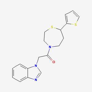 molecular formula C18H19N3OS2 B2835119 2-(1H-苯并[d]咪唑-1-基)-1-(7-(噻吩-2-基)-1,4-噻杂丙烷-4-基)乙酮 CAS No. 1705067-81-7