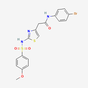 molecular formula C18H16BrN3O4S2 B2835480 N-(4-bromophenyl)-2-(2-(4-methoxyphenylsulfonamido)thiazol-4-yl)acetamide CAS No. 921995-89-3