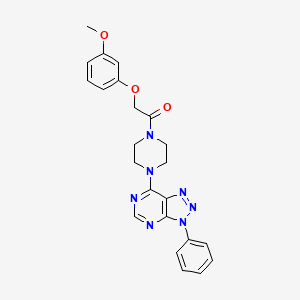 molecular formula C23H23N7O3 B2837078 2-(3-甲氧基苯氧基)-1-(4-(3-苯基-3H-[1,2,3]三唑[4,5-d]嘧啶-7-基)哌嗪-1-基)乙酮 CAS No. 920262-58-4