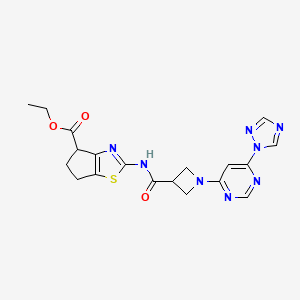molecular formula C19H20N8O3S B2837346 乙酸2-(1-(6-(1H-1,2,4-三唑-1-基)嘧啶-4-基)氮杂环戊烷-3-羧酰胺基)-5,6-二氢-4H-环戊[1,2-d]噻唑-4-甲酸酯 CAS No. 2034479-61-1
