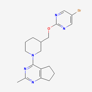 B2838702 4-[3-[(5-Bromopyrimidin-2-yl)oxymethyl]piperidin-1-yl]-2-methyl-6,7-dihydro-5H-cyclopenta[d]pyrimidine CAS No. 2380058-08-0