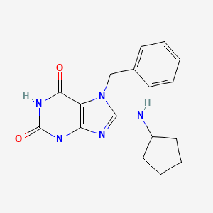 molecular formula C18H21N5O2 B2838802 7-苄基-8-(环戊基氨基)-3-甲基-1H-嘌呤-2,6(3H,7H)-二酮 CAS No. 578752-07-5