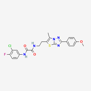 molecular formula C22H19ClFN5O3S B2838895 N1-(3-氯-4-氟苯基)-N2-(2-(2-(4-甲氧基苯基)-6-甲基噻唑并[3,2-b][1,2,4]嘧啶-5-基)乙基)草酰胺 CAS No. 896321-27-0