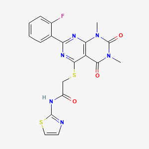 molecular formula C19H15FN6O3S2 B2839343 2-((2-(2-fluorophenyl)-6,8-dimethyl-5,7-dioxo-5,6,7,8-tetrahydropyrimido[4,5-d]pyrimidin-4-yl)thio)-N-(thiazol-2-yl)acetamide CAS No. 872848-33-4