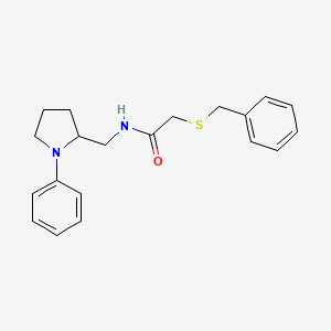 molecular formula C20H24N2OS B2840620 2-(苄硫)-N-((1-苯基吡咯啉-2-基)甲基)乙酰胺 CAS No. 1797023-66-5