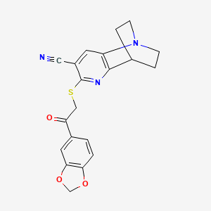 molecular formula C20H17N3O3S B2840793 5-{[2-(1,3-Benzodioxol-5-yl)-2-oxoethyl]sulfanyl}-1,6-diazatricyclo[6.2.2.0~2,7~]dodeca-2,4,6-triene-4-carbonitrile CAS No. 939893-54-6