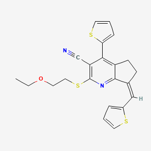 molecular formula C22H20N2OS3 B2840902 (Z)-2-((2-ethoxyethyl)thio)-4-(thiophen-2-yl)-7-(thiophen-2-ylmethylene)-6,7-dihydro-5H-cyclopenta[b]pyridine-3-carbonitrile CAS No. 1164483-99-1