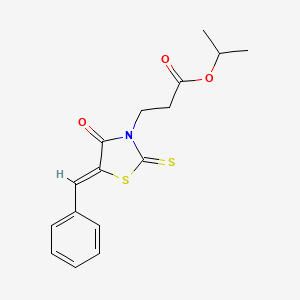 molecular formula C16H17NO3S2 B2841405 (Z)-isopropyl 3-(5-benzylidene-4-oxo-2-thioxothiazolidin-3-yl)propanoate CAS No. 303027-60-3