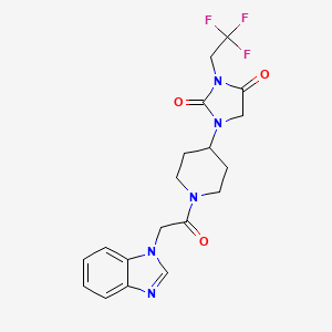 molecular formula C19H20F3N5O3 B2841503 1-{1-[2-(1H-1,3-benzodiazol-1-yl)acetyl]piperidin-4-yl}-3-(2,2,2-trifluoroethyl)imidazolidine-2,4-dione CAS No. 2097917-75-2