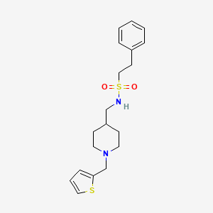 molecular formula C19H26N2O2S2 B2841712 2-苯基-N-((1-(噻吩-2-基甲基)哌啶-4-基)甲基)乙烷磺酰胺 CAS No. 953231-70-4