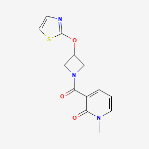 molecular formula C13H13N3O3S B2841735 1-甲基-3-(3-(噻唑-2-基氧基)氮杂环丁烷-1-甲酰基)吡啶-2(1H)-酮 CAS No. 1797875-11-6