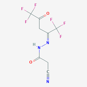 molecular formula C8H5F6N3O2 B2842428 2-氰-N'-[(E)-4,4,4-三氟-3-氧代-1-(三氟甲基)丁基亚乙酰肼 CAS No. 477862-28-5