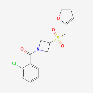 molecular formula C15H14ClNO4S B2842818 (2-氯苯基)(3-((呋喃-2-基甲基)磺酰)杂环丁烷-1-基)甲酮 CAS No. 1797698-54-4
