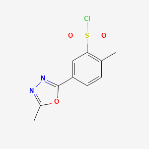 molecular formula C10H9ClN2O3S B2843213 2-甲基-5-(5-甲基-1,3,4-噁二唑-2-基)苯基-1-磺酰氯 CAS No. 1216030-32-8