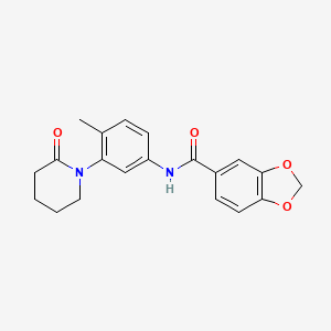 molecular formula C20H20N2O4 B2844942 N-(4-甲基-3-(2-氧代哌啶-1-基)苯基)苯并[d][1,3]二噁嗪-5-羧酰胺 CAS No. 941873-23-0