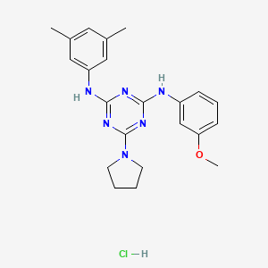 molecular formula C22H27ClN6O B2844951 N2-(3,5-dimethylphenyl)-N4-(3-methoxyphenyl)-6-(pyrrolidin-1-yl)-1,3,5-triazine-2,4-diamine hydrochloride CAS No. 1179414-42-6